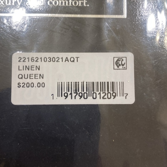 MONROE COLLECTION EGYPTIAN COTTON RICH QUEEN SIZE 4 PIECE SET. - Picture 4 of 4